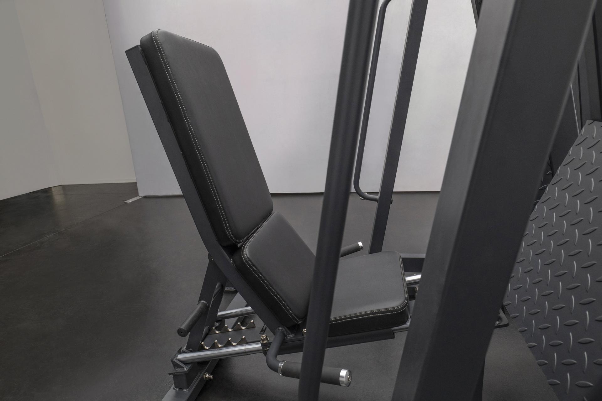 Isolateral Horizontal Swing Leg Press FL1809-7