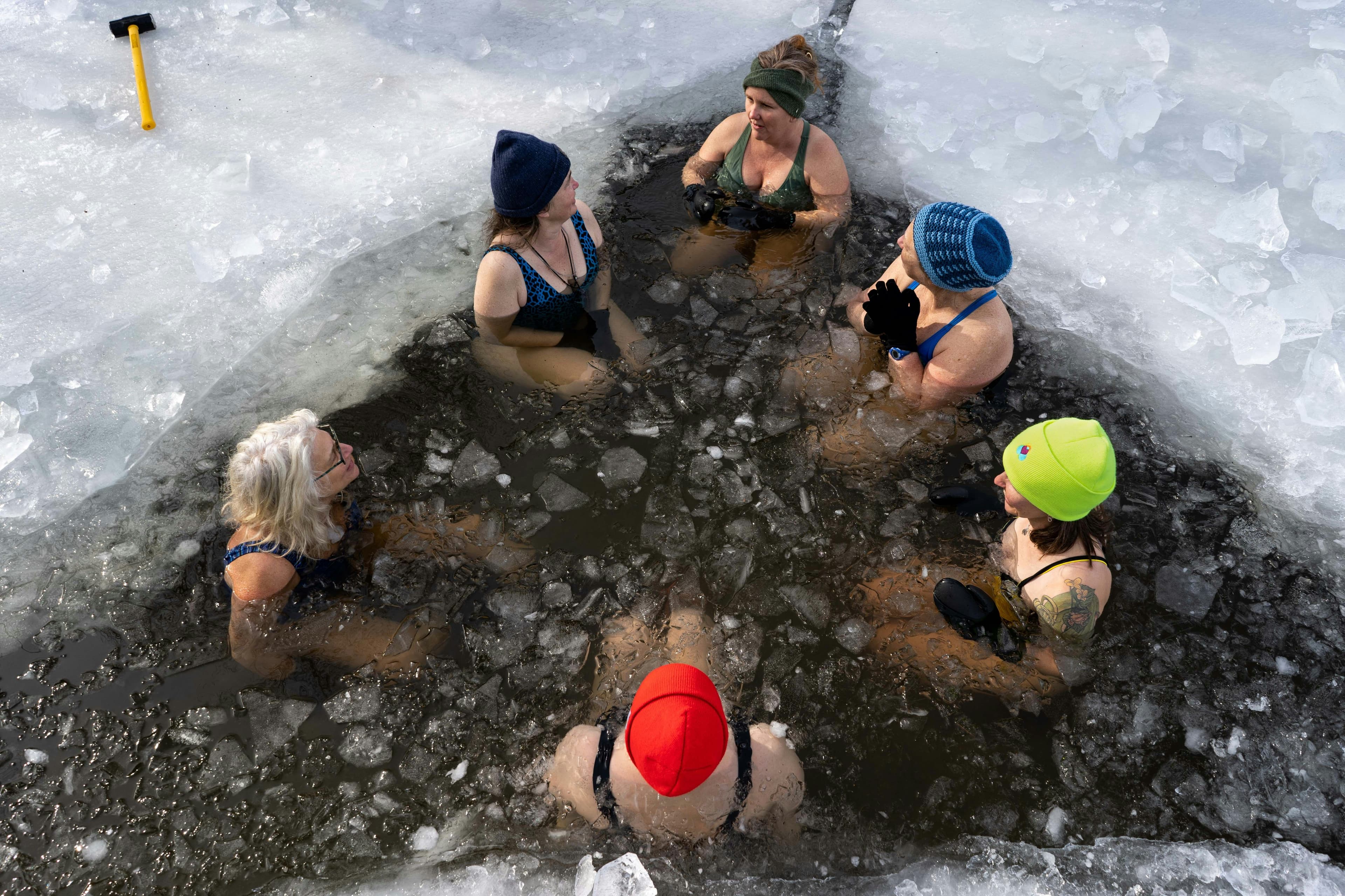 Best Time to Cold Plunge: Before or After a Workout